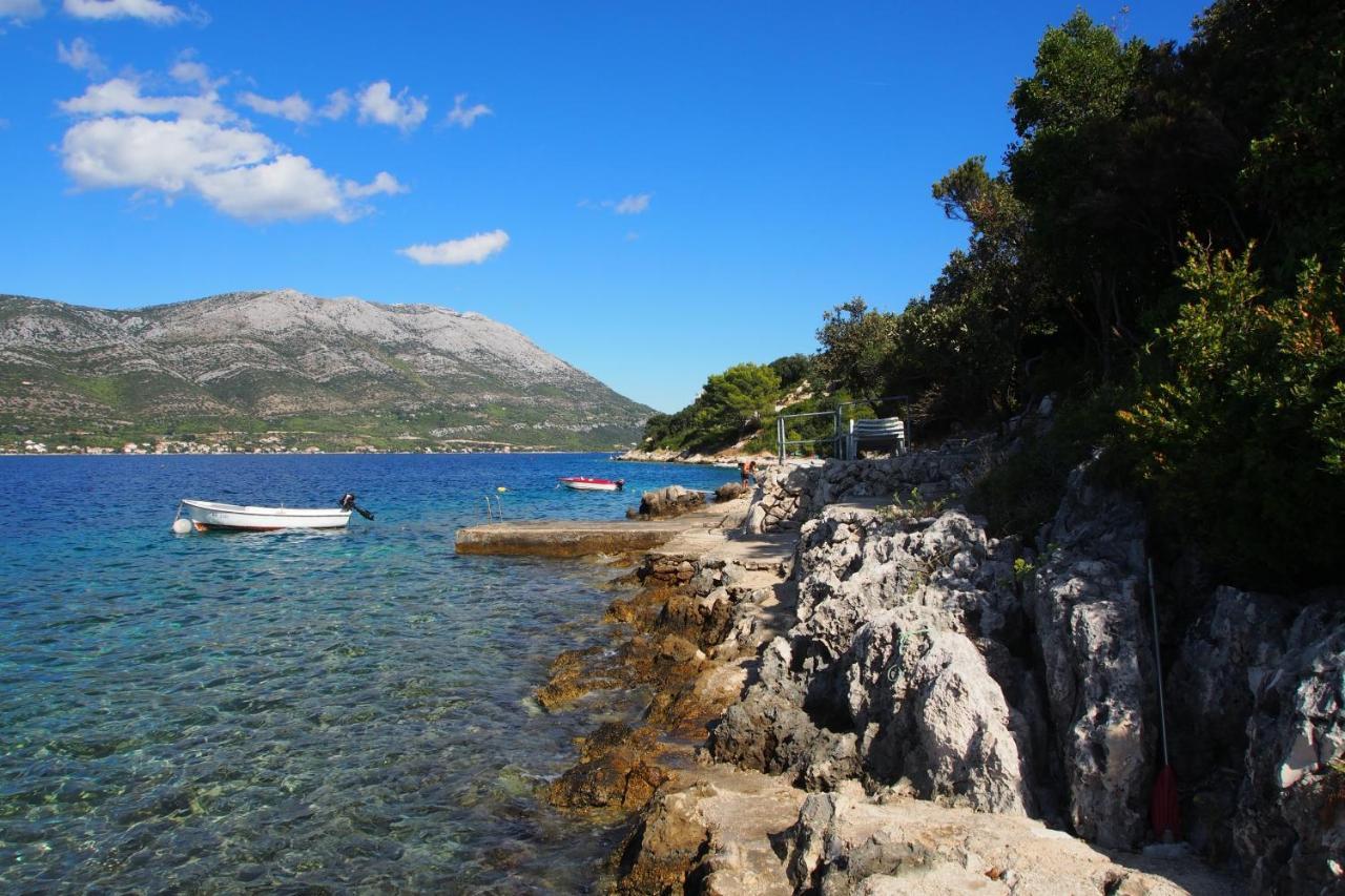 Seaside Apartments With A Swimming Pool Tri Zala, Korcula - 558 Zrnovo Exterior photo