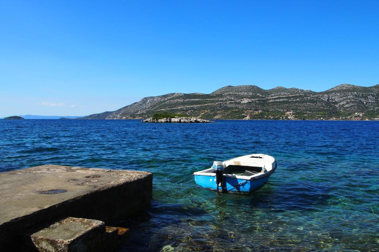 Seaside Apartments With A Swimming Pool Tri Zala, Korcula - 558 Zrnovo Exterior photo