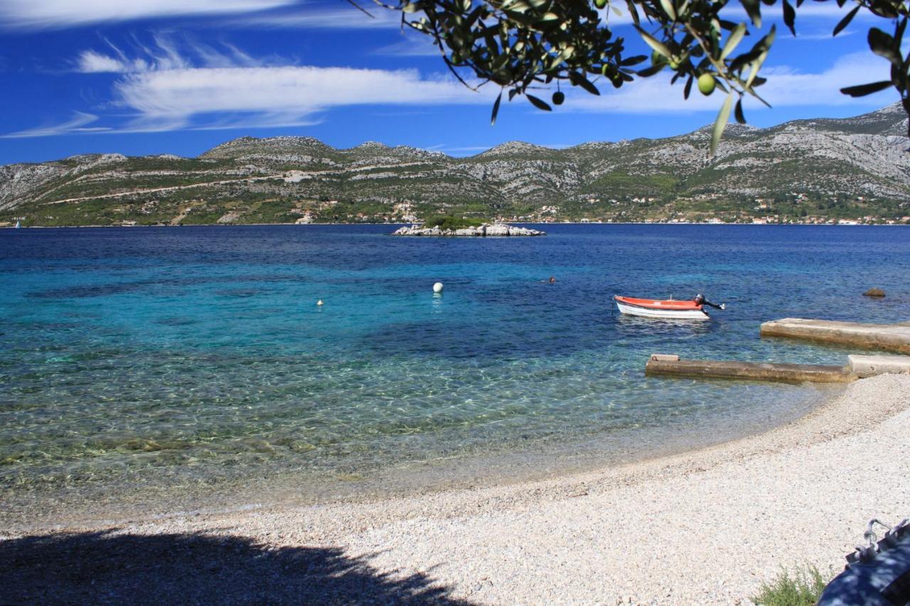 Seaside Apartments With A Swimming Pool Tri Zala, Korcula - 558 Zrnovo Exterior photo
